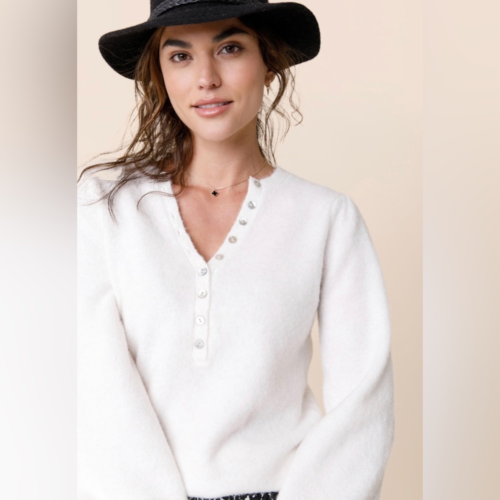 Women's Lena Puff Button Pullover Sweater